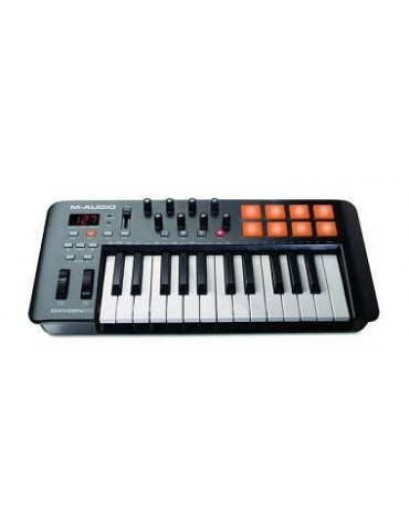 CONTROLLER MIDI/USB 49 TASTI Questa tastiera USB a 49 tasti sensibili alla velo