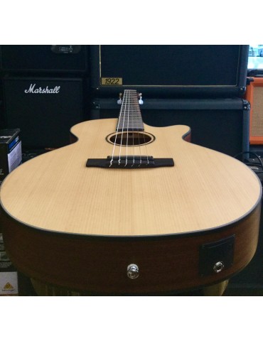 CORT CHITARRA CLASSICA AMPLIFICATA CUTAWAY CEC 3 NS